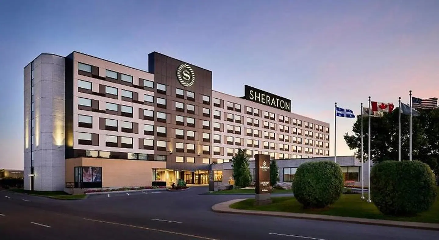 Sheraton Laval Hotel EXTERIOR