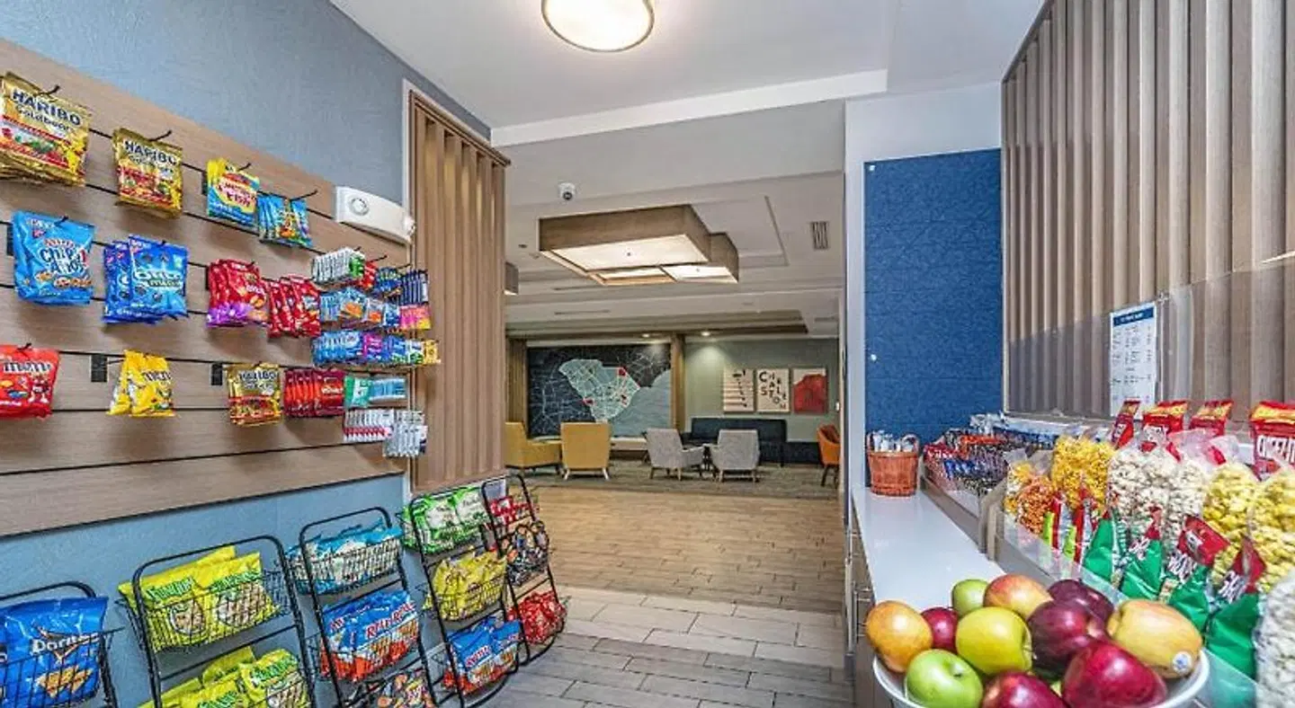 Holiday Inn Express and Suites North Charleston LOUNGE_LOBBY
