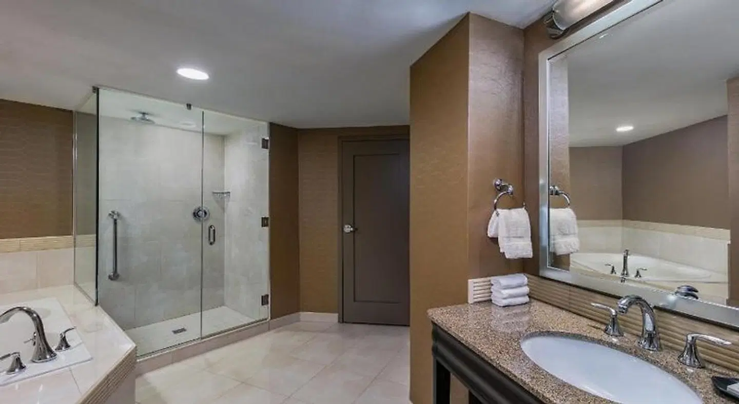 Sheraton Greensboro Badezimmer