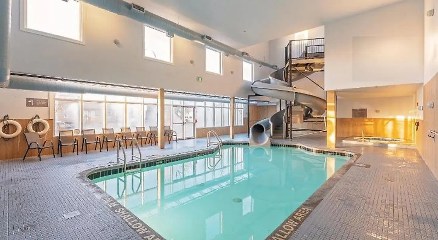 Home Inn & Suites Yorkton Hallenbad