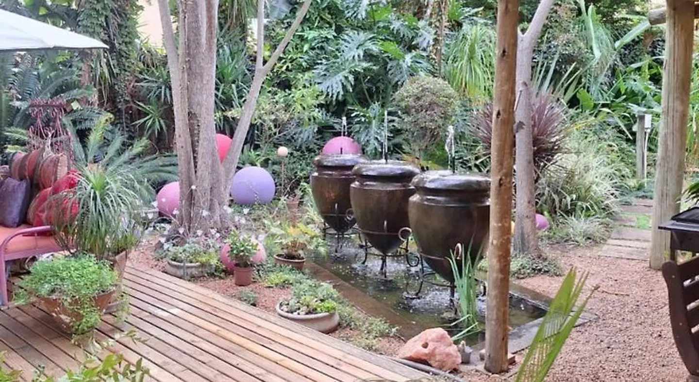 The Art Guesthouse Garten