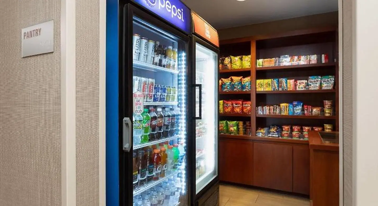 Hawthorn Suites by Wyndham Naples LOUNGE_LOBBY