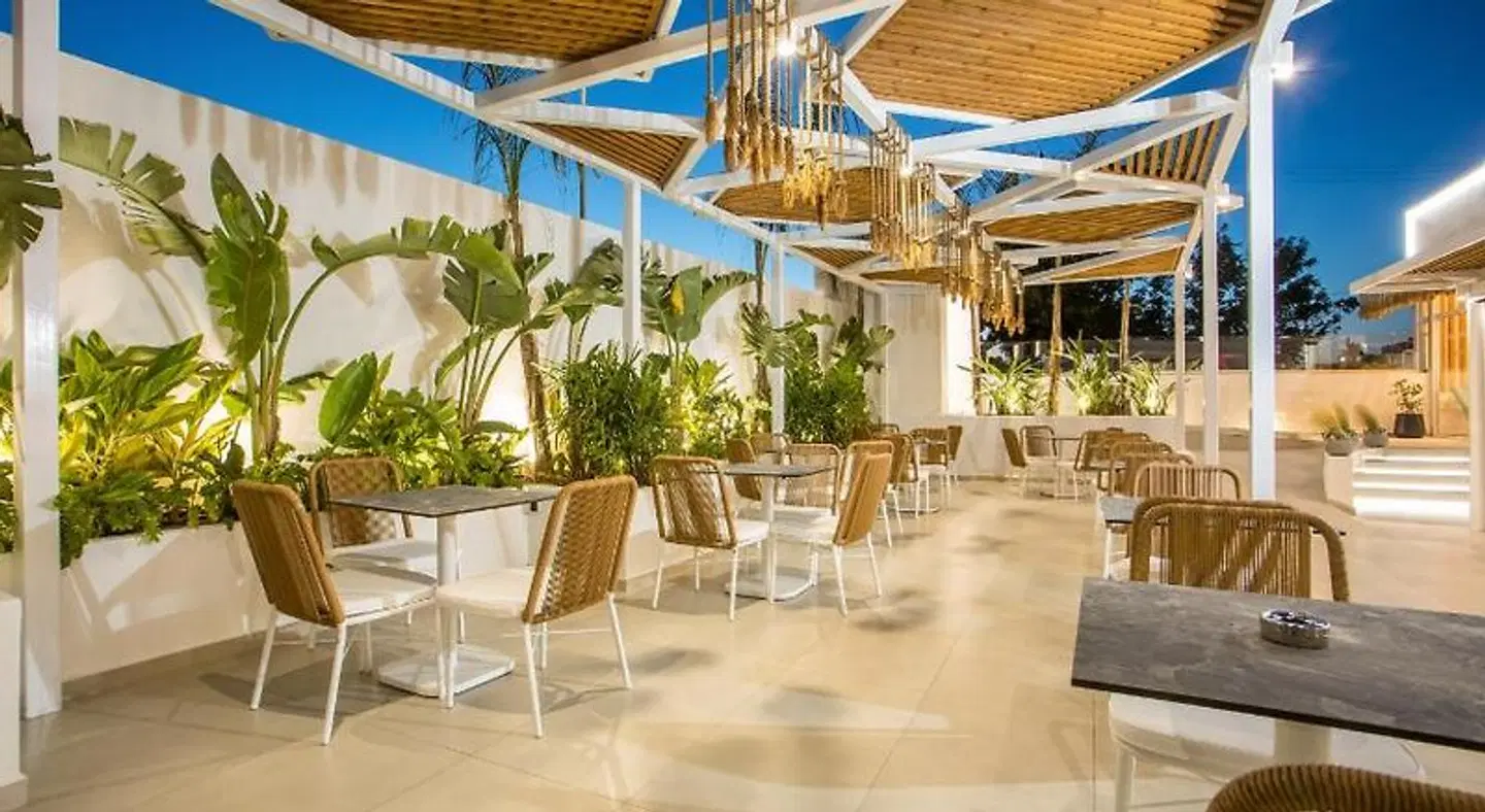 Casa Stavris Restaurant