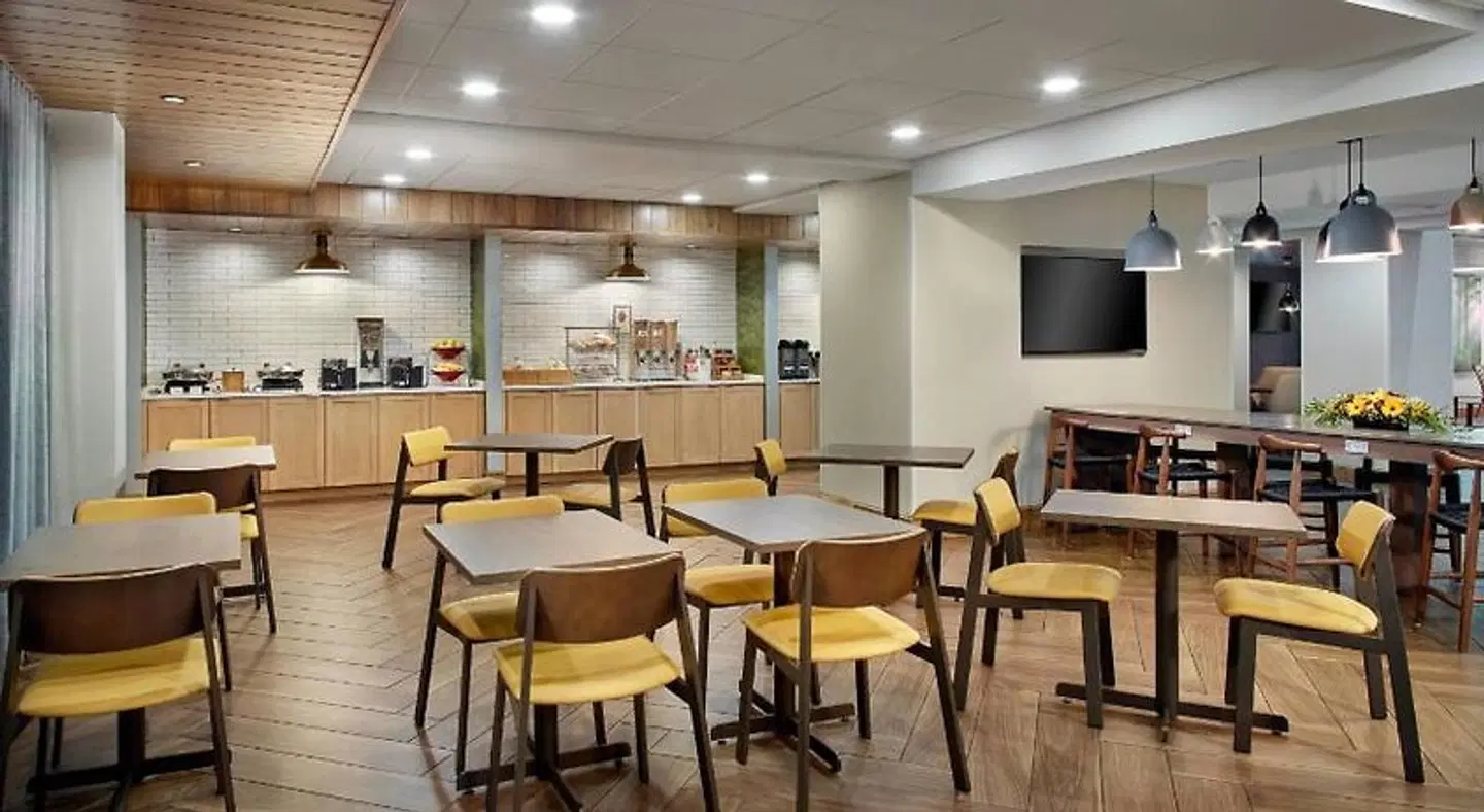 Fairfield by Marriott Inn & Suites Asheville Outlets LOUNGE_LOBBY
