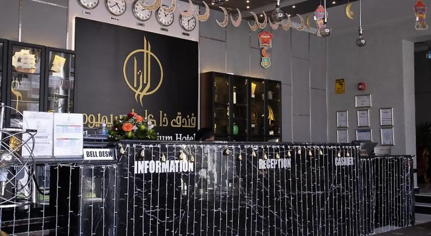 LA CASTLE HOTEL Bar