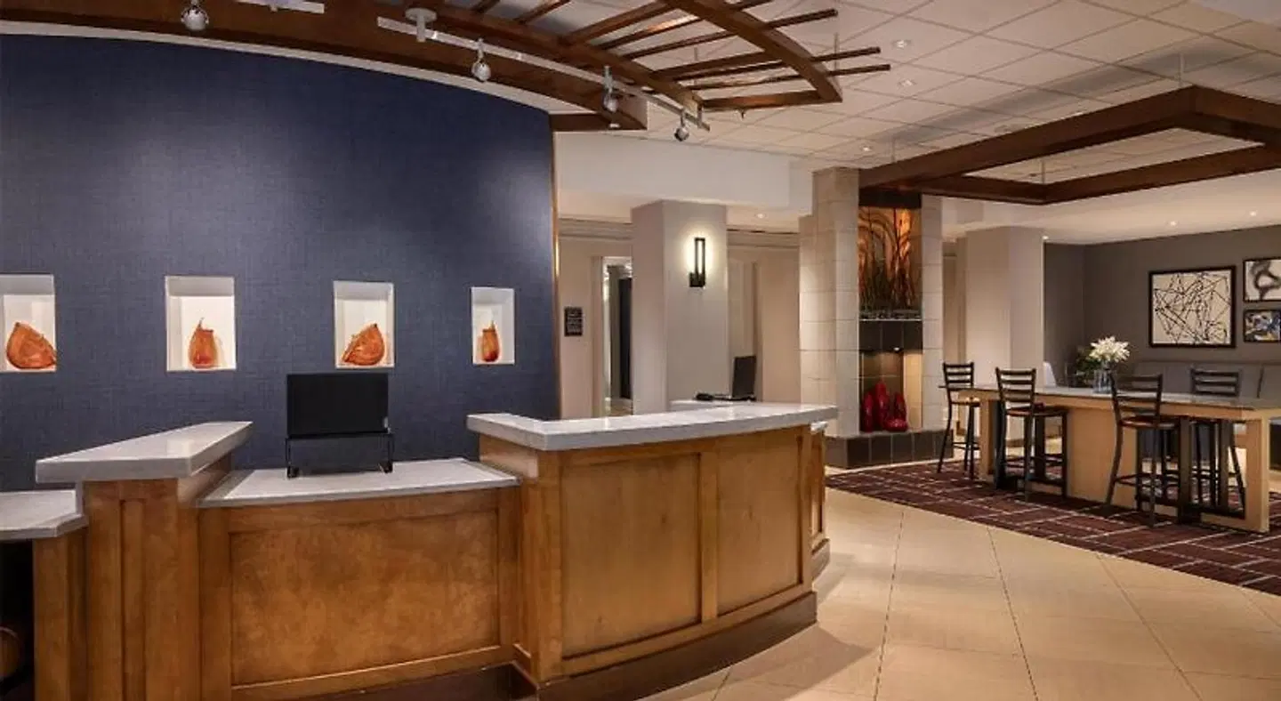 Hyatt Place Charlotte Airport/Lake Pointe LOUNGE_LOBBY