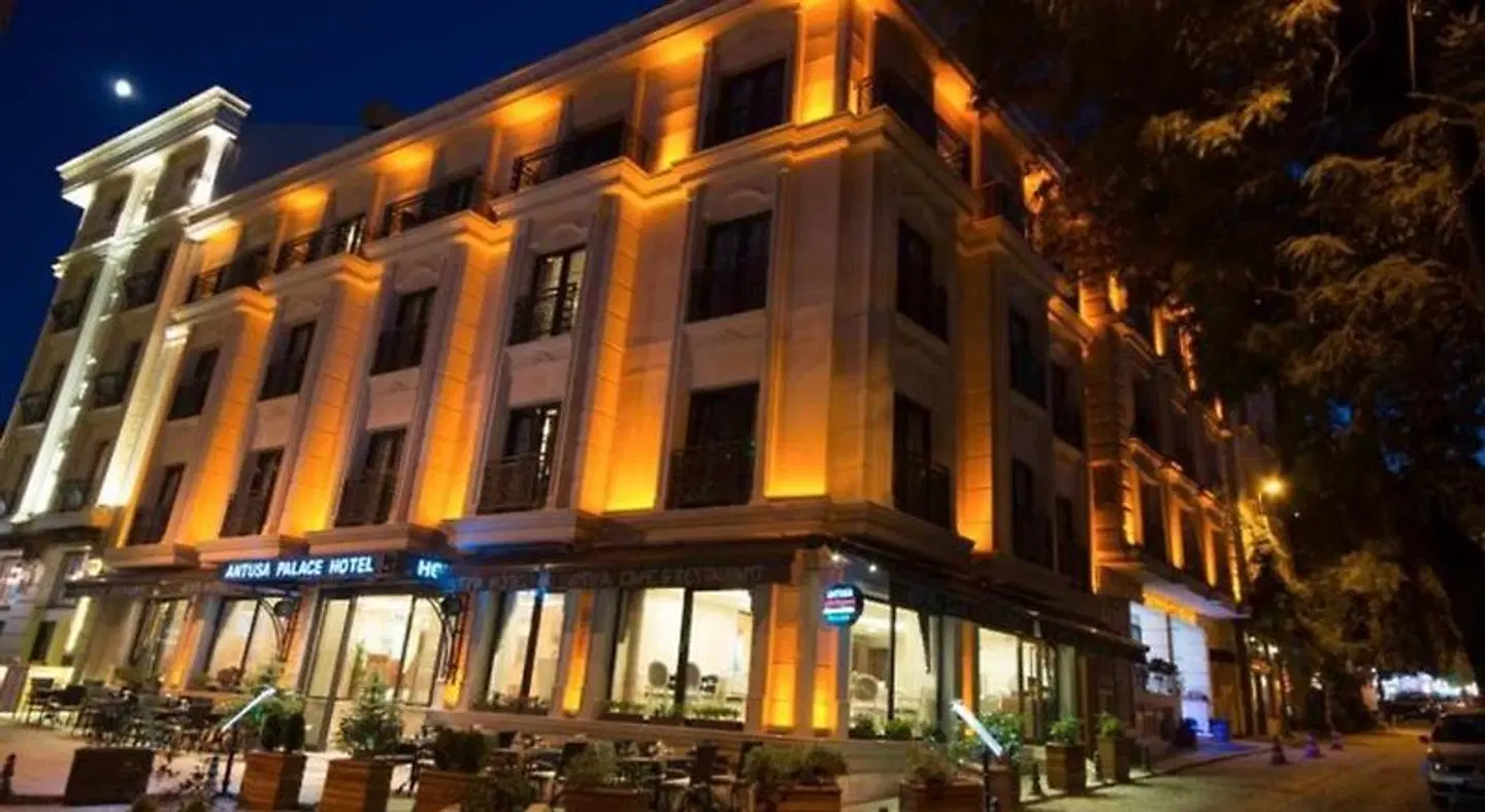 Antusa Palace Hotel & Spa EXTERIOR