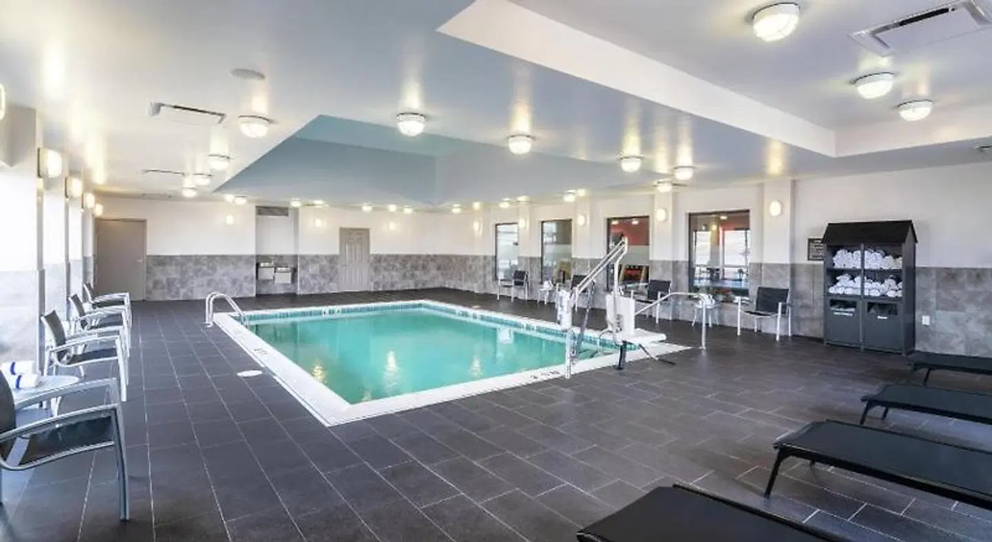 Hampton Inn & Suites Roanoke Airport Hallenbad