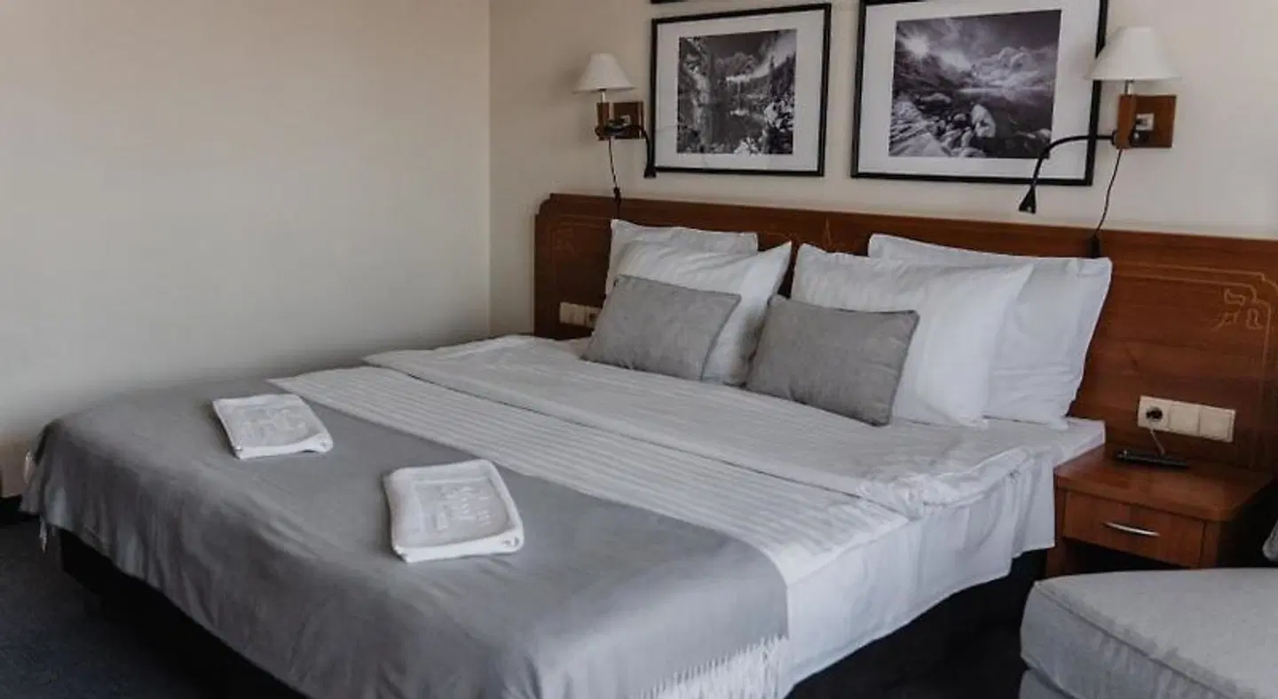 Hotel Logos ROOM_EXAMPLE