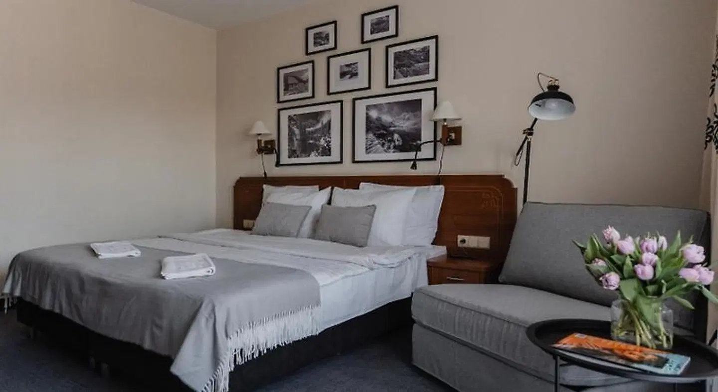 Hotel Logos ROOM_EXAMPLE