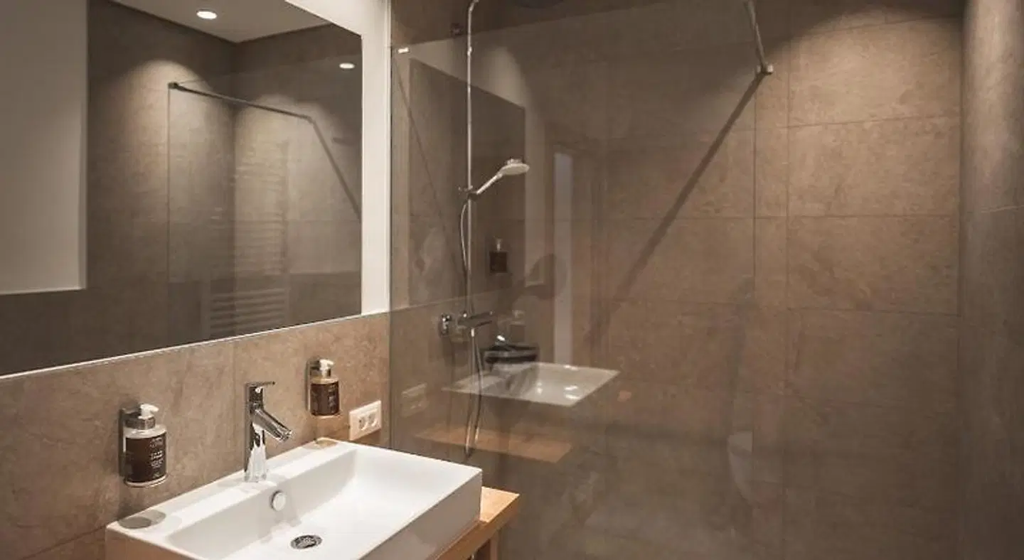 Hotel Berghang Badezimmer