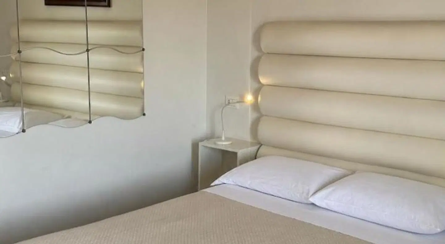 Tysandros ROOM_EXAMPLE
