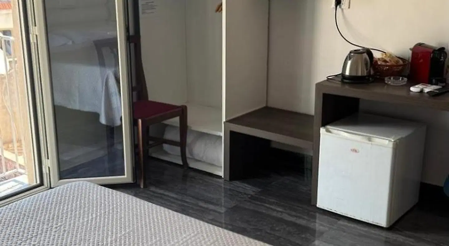 Tysandros ROOM_EXAMPLE