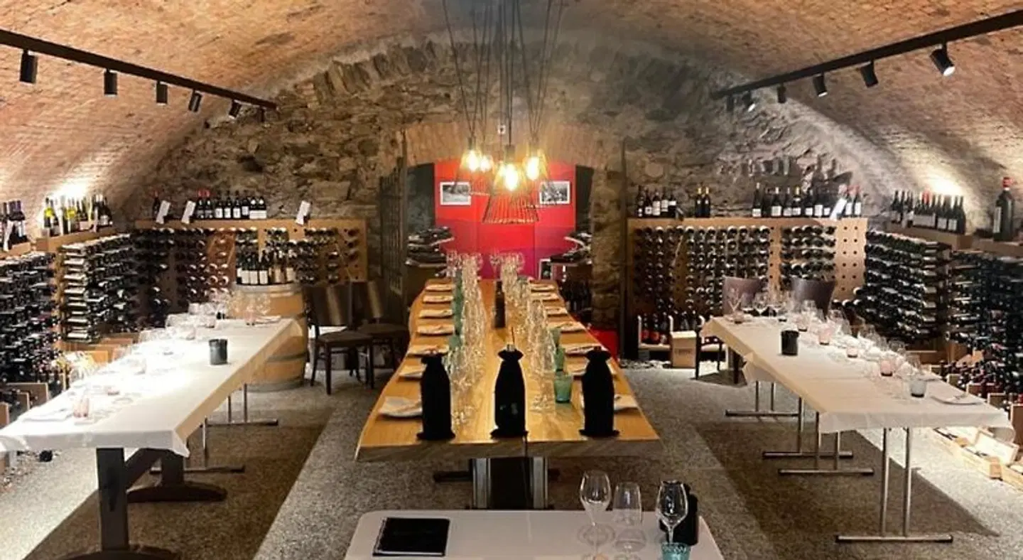 Serta Bar