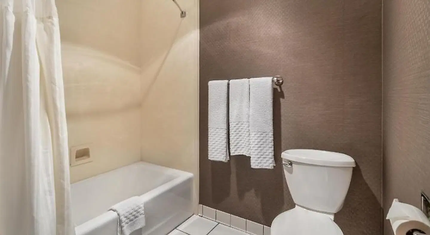 Best Western Windsor Inn Badezimmer