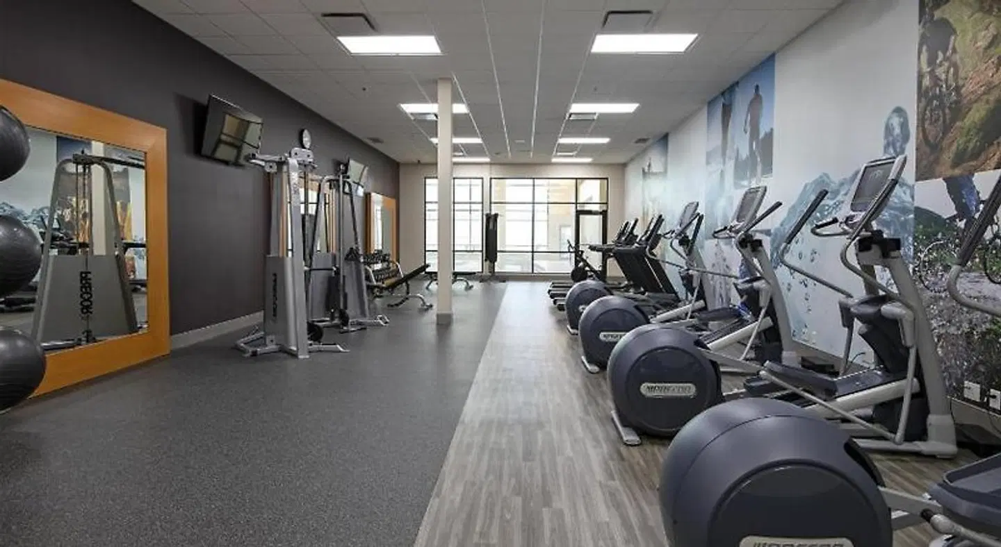 DoubleTree by Hilton West Edmonton SPORTS_AND_LEISURE