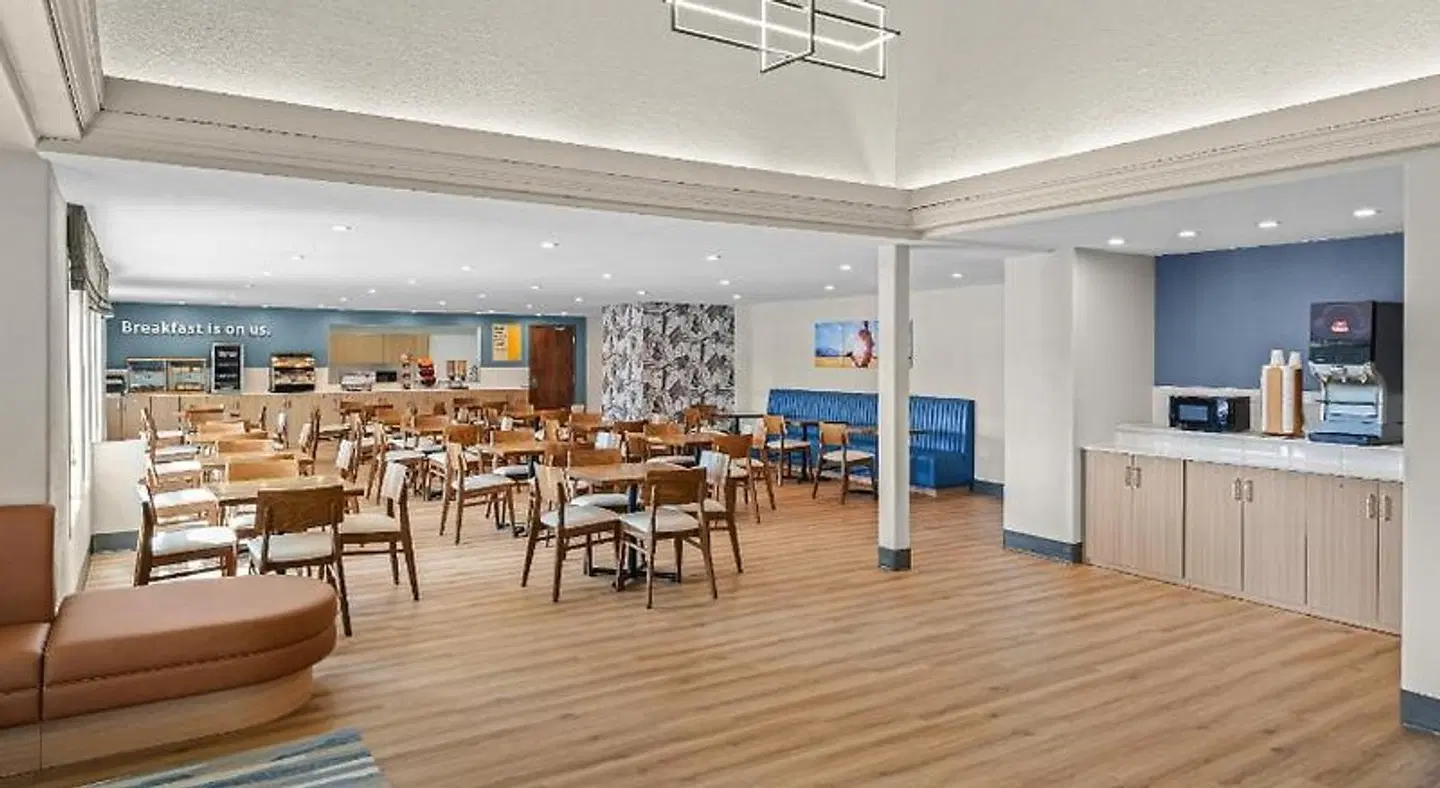 Days Inn by Wyndham Regina Restaurant