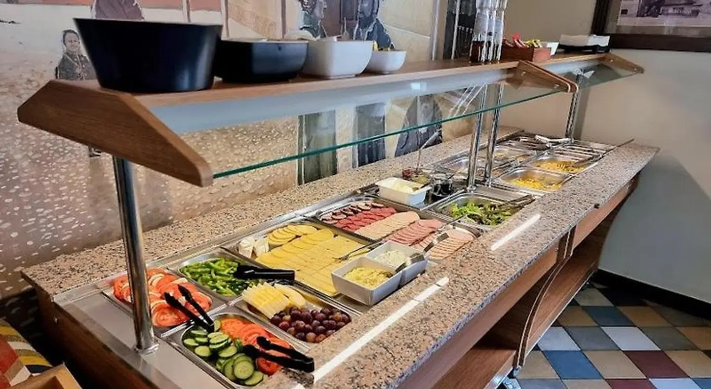 Ester Restaurant