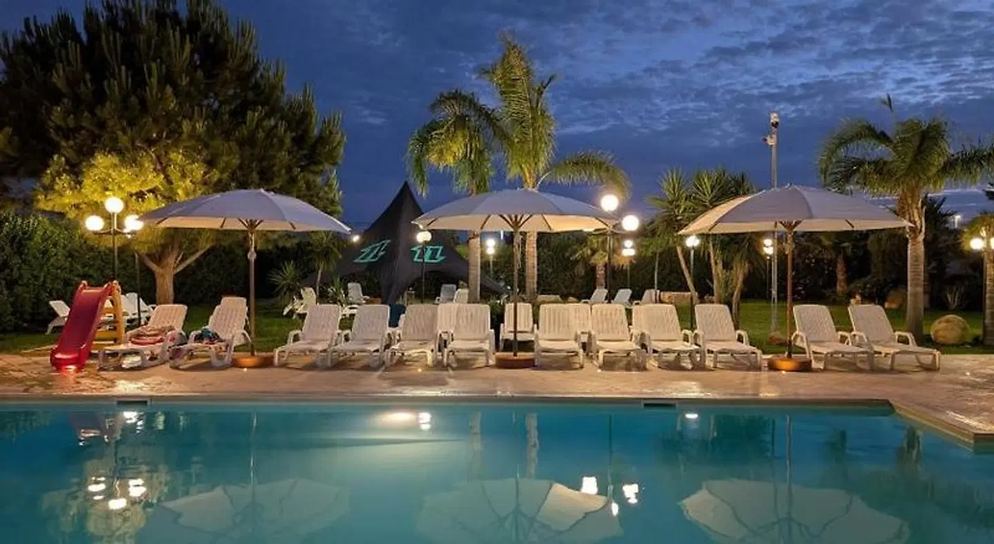 Lilybeo Village OUTDOOR_POOL