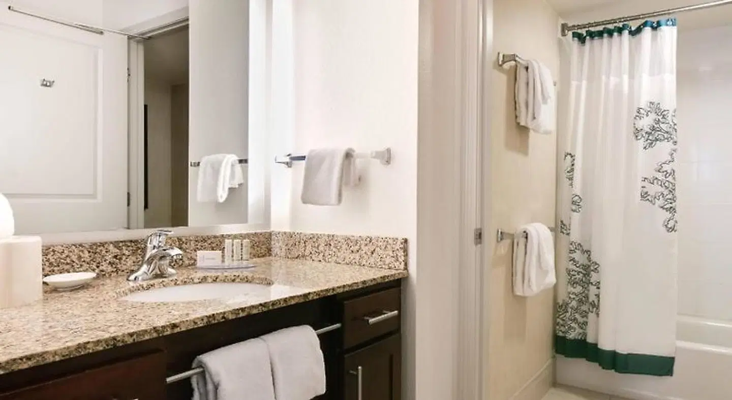 Residence Inn by Marriott Lincoln South Badezimmer