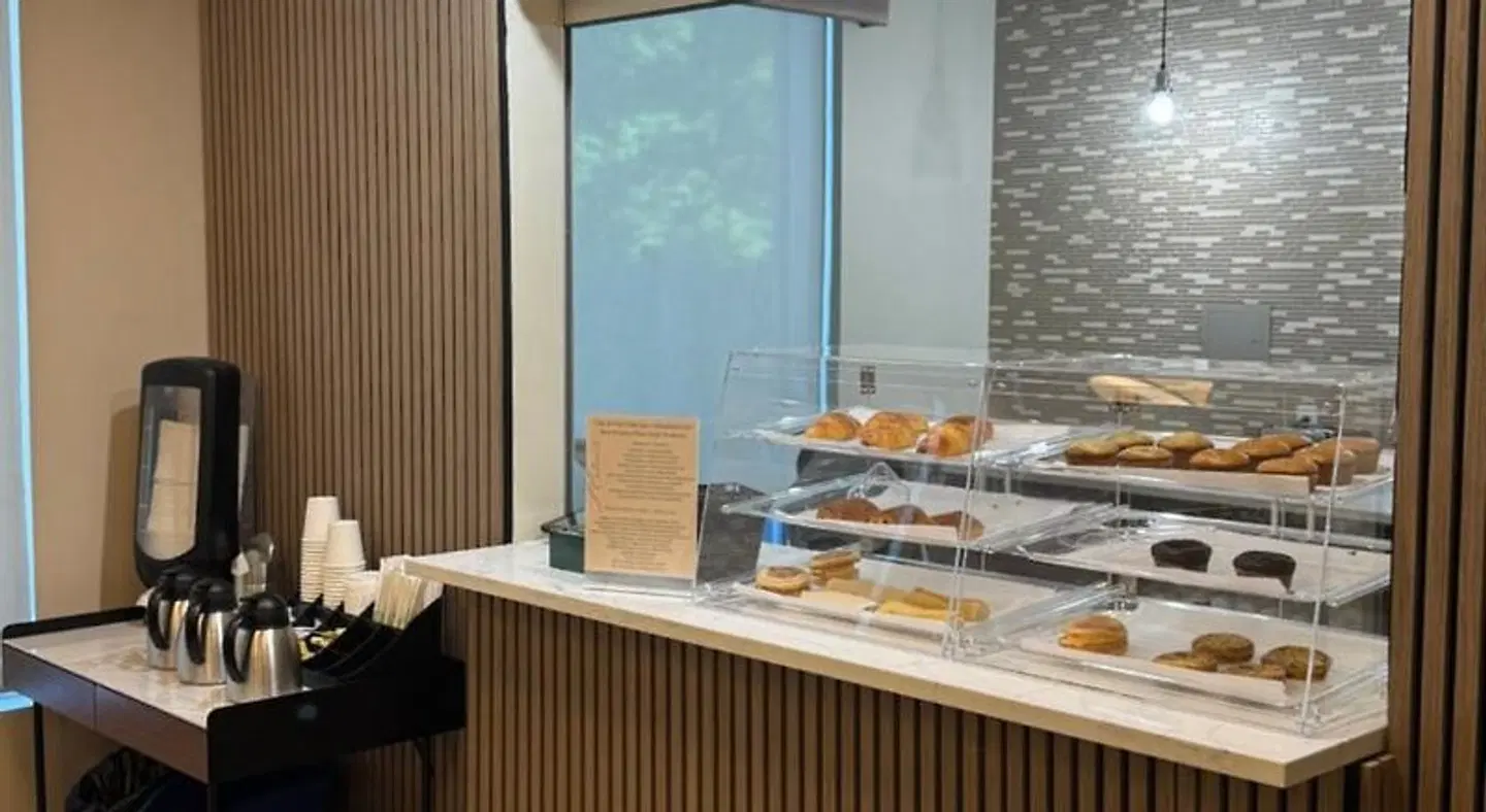 Best Western Plus Hotel Montreal Restaurant