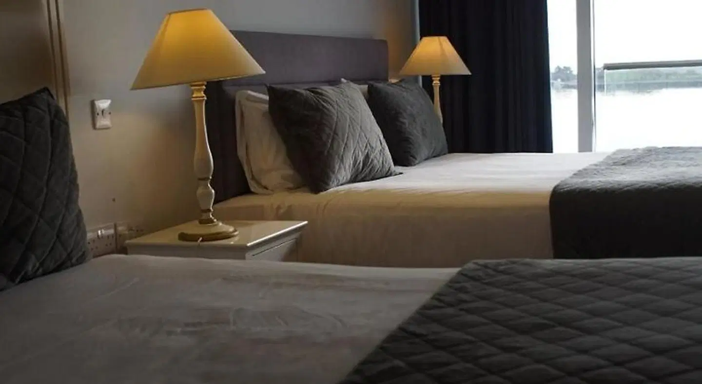 WatersEdge ROOM_EXAMPLE