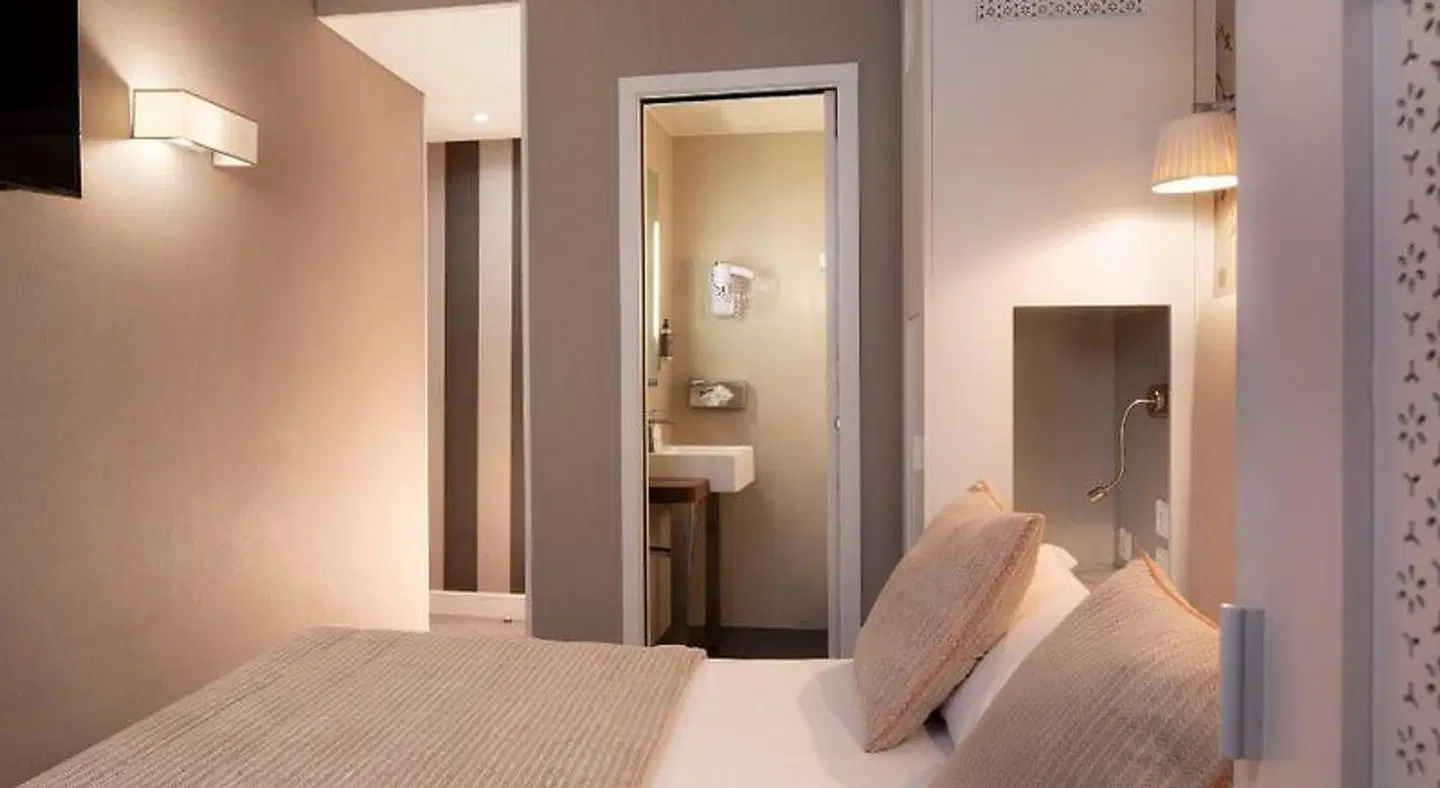 Emeraude Plaza Etoile ROOM_EXAMPLE