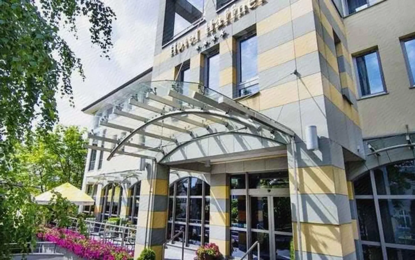 Haffner EXTERIOR
