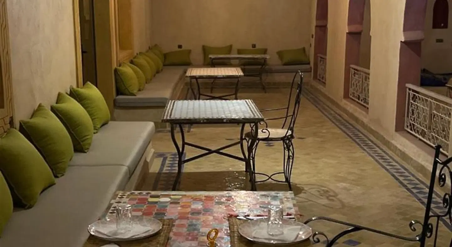 Riad Les Jardins De Merzouga Konferenz