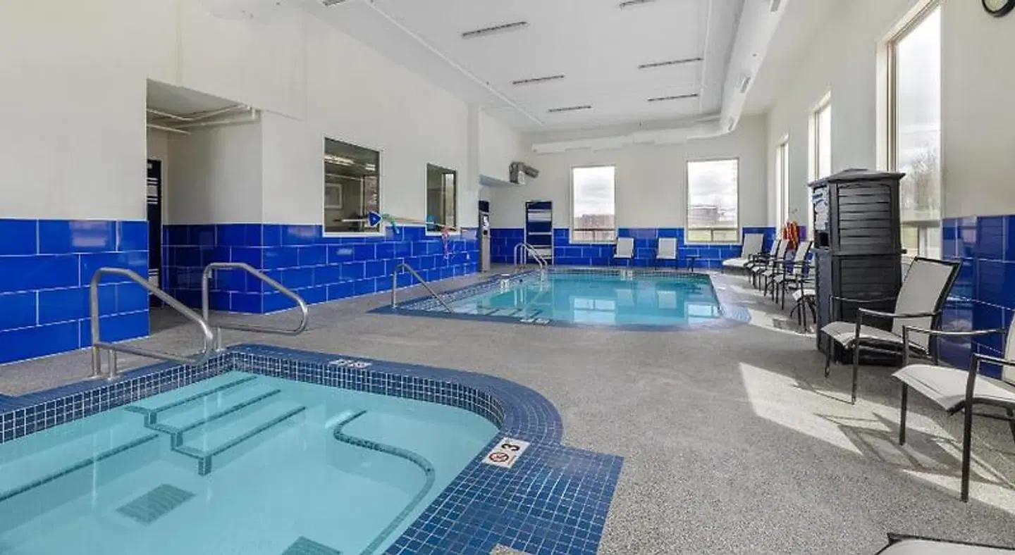 Best Western Plus Estevan Inn & Suites Hallenbad