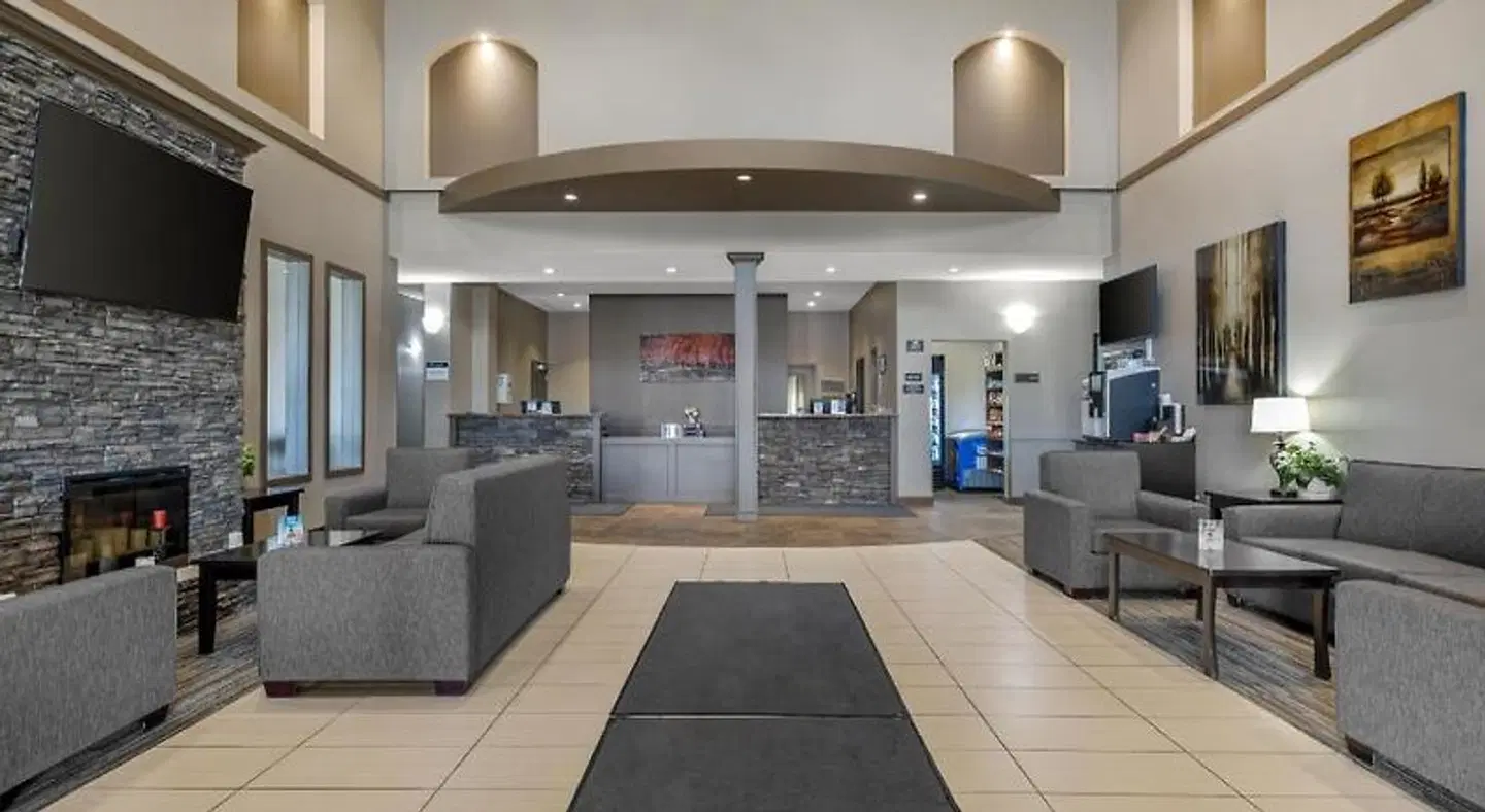 Best Western Plus Estevan Inn & Suites LOUNGE_LOBBY