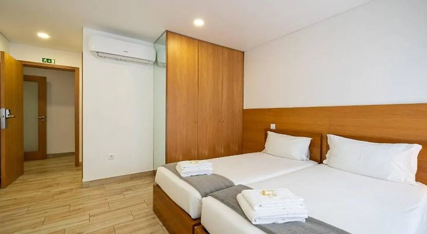Central Suites ROOM_EXAMPLE