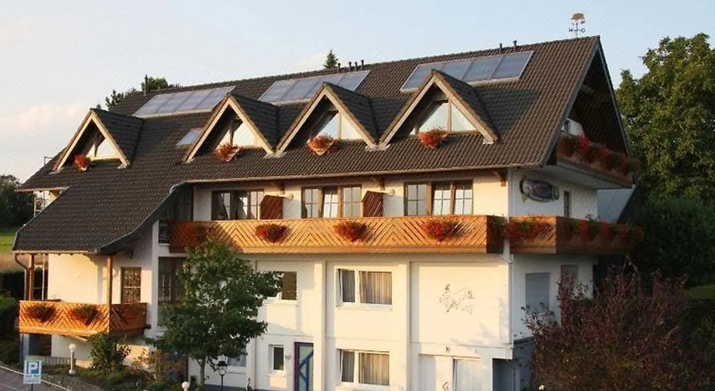Napoleon EXTERIOR
