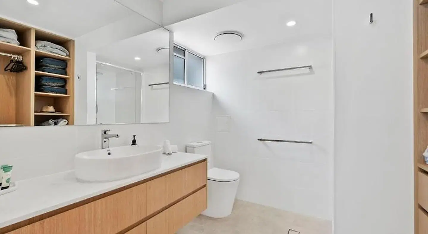 Noosa Hill Resort Badezimmer