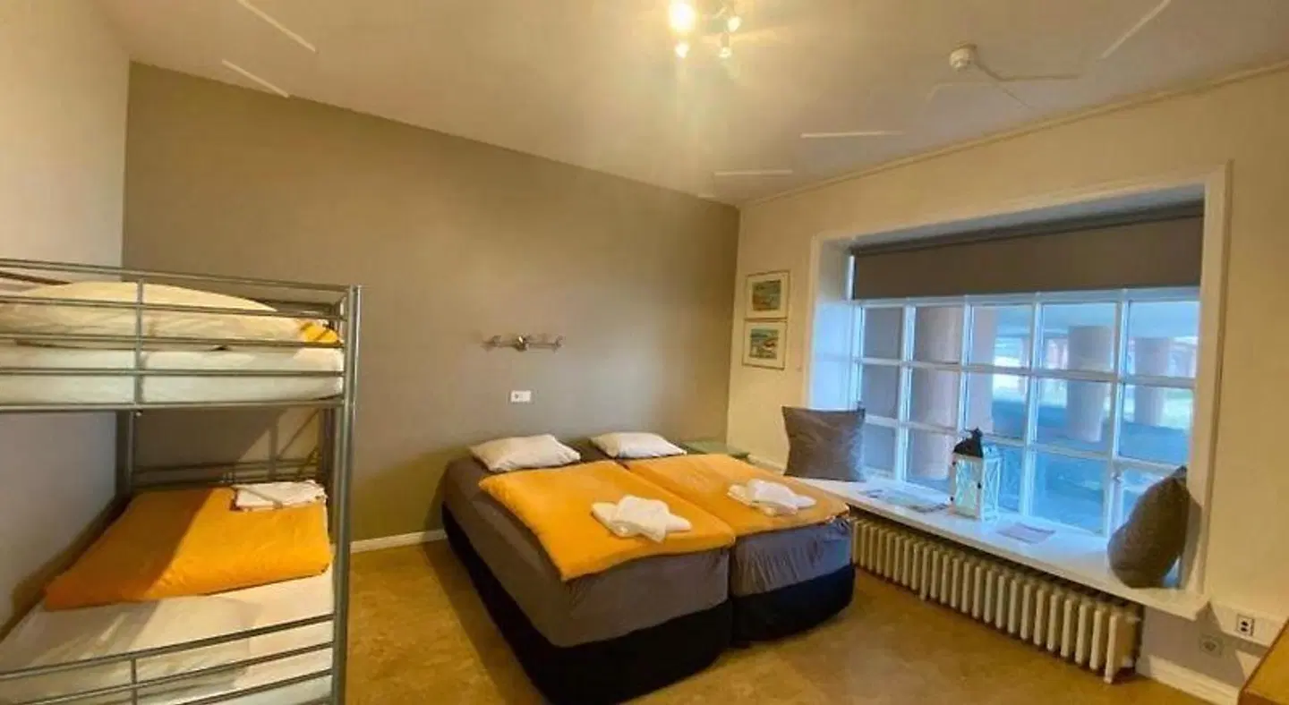 B47 ROOM_EXAMPLE