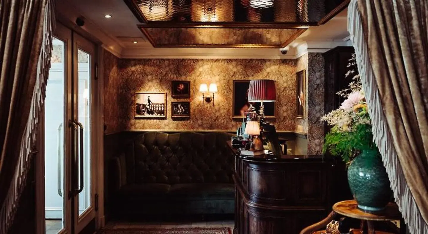 Pigalle Bar