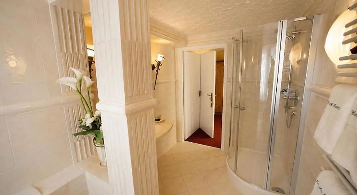 Hotel Altes Rathaus Badezimmer
