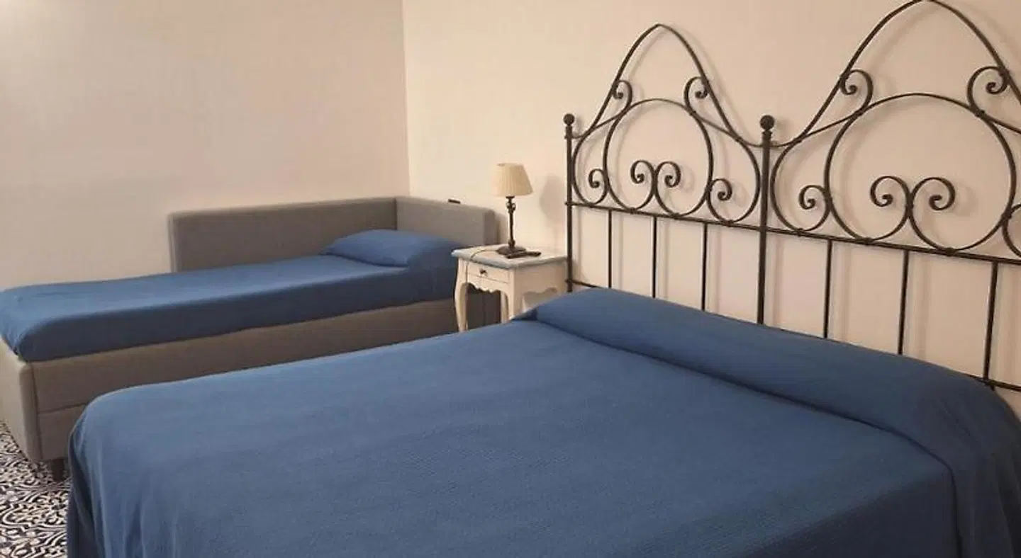 Bougainville ROOM_EXAMPLE