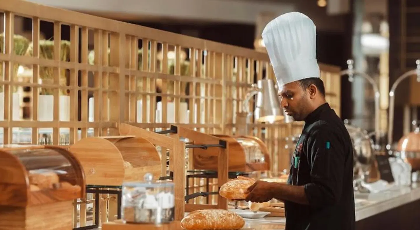 Riyadh Airport Marriott Hotel Restaurant