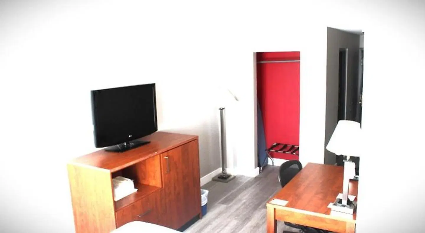 Ramada Plaza by Wyndham Montreal ROOM_EXAMPLE