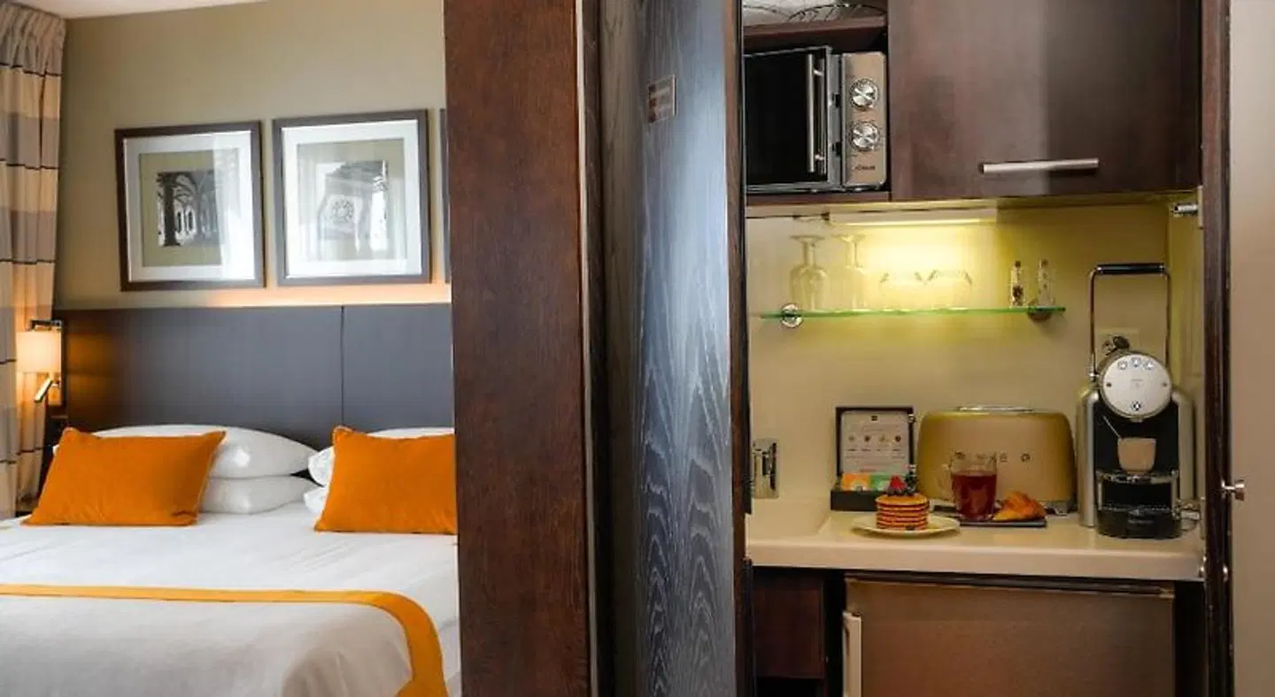 Auteuil ROOM_EXAMPLE