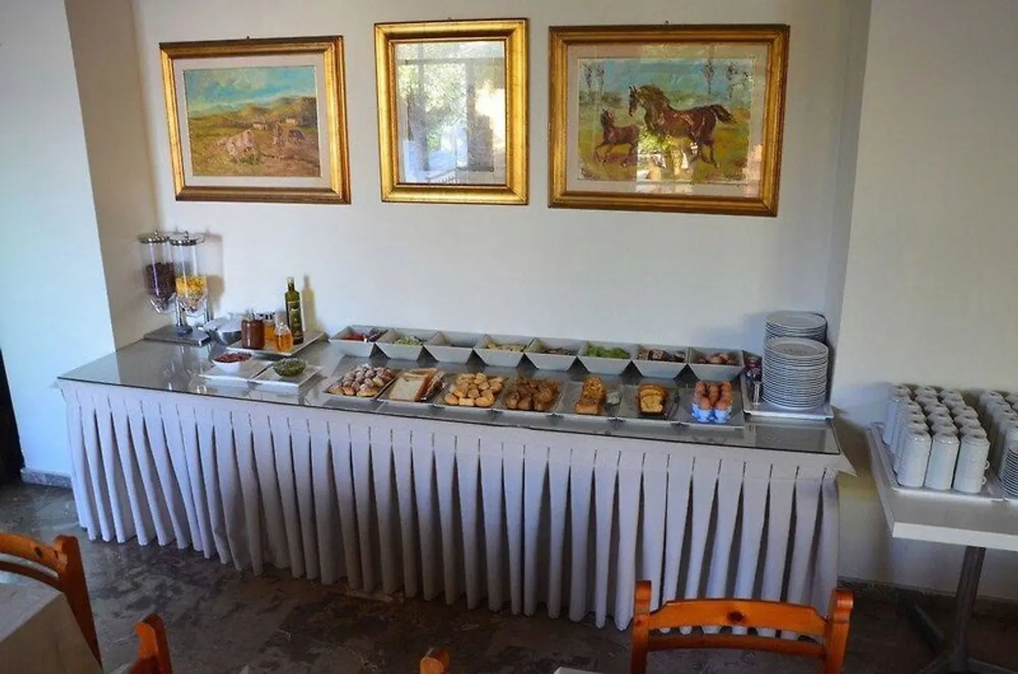 Catherine Hotel Bar