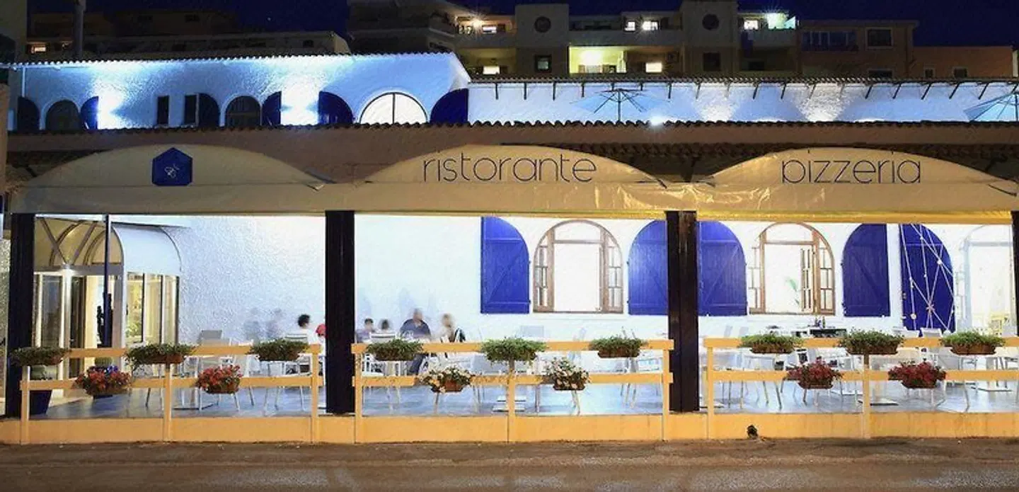 Meli Hotel EXTERIOR