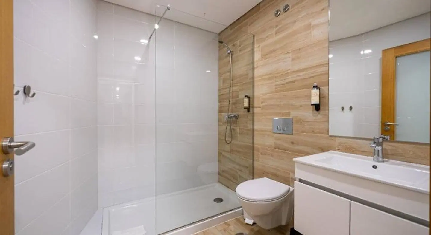 Central Suites Badezimmer