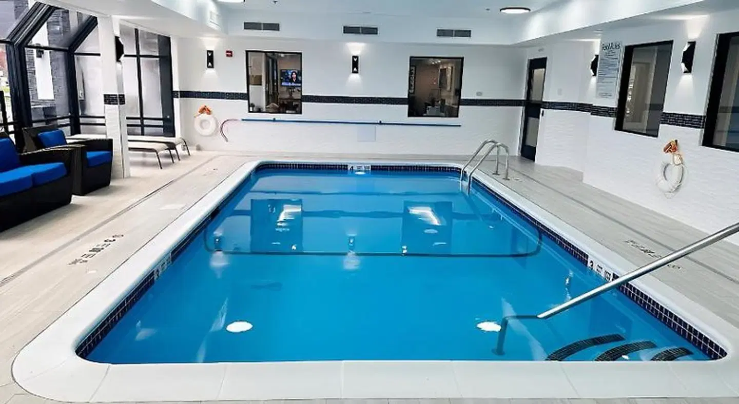 Holiday Inn Express Fishkill-Mid Hudson Valley by IHG Hallenbad