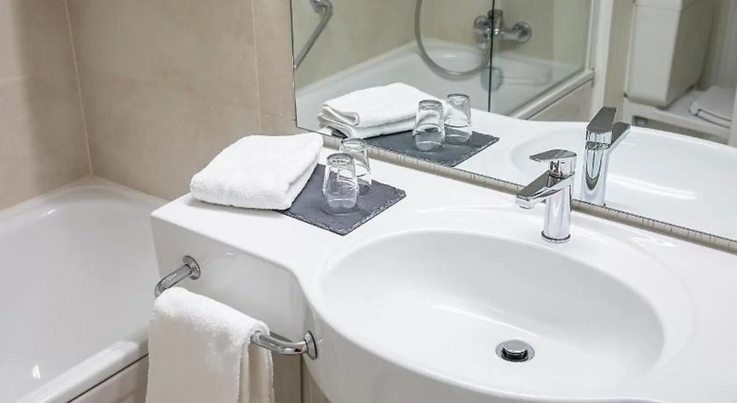 ACHAT Hotel Monschau Badezimmer