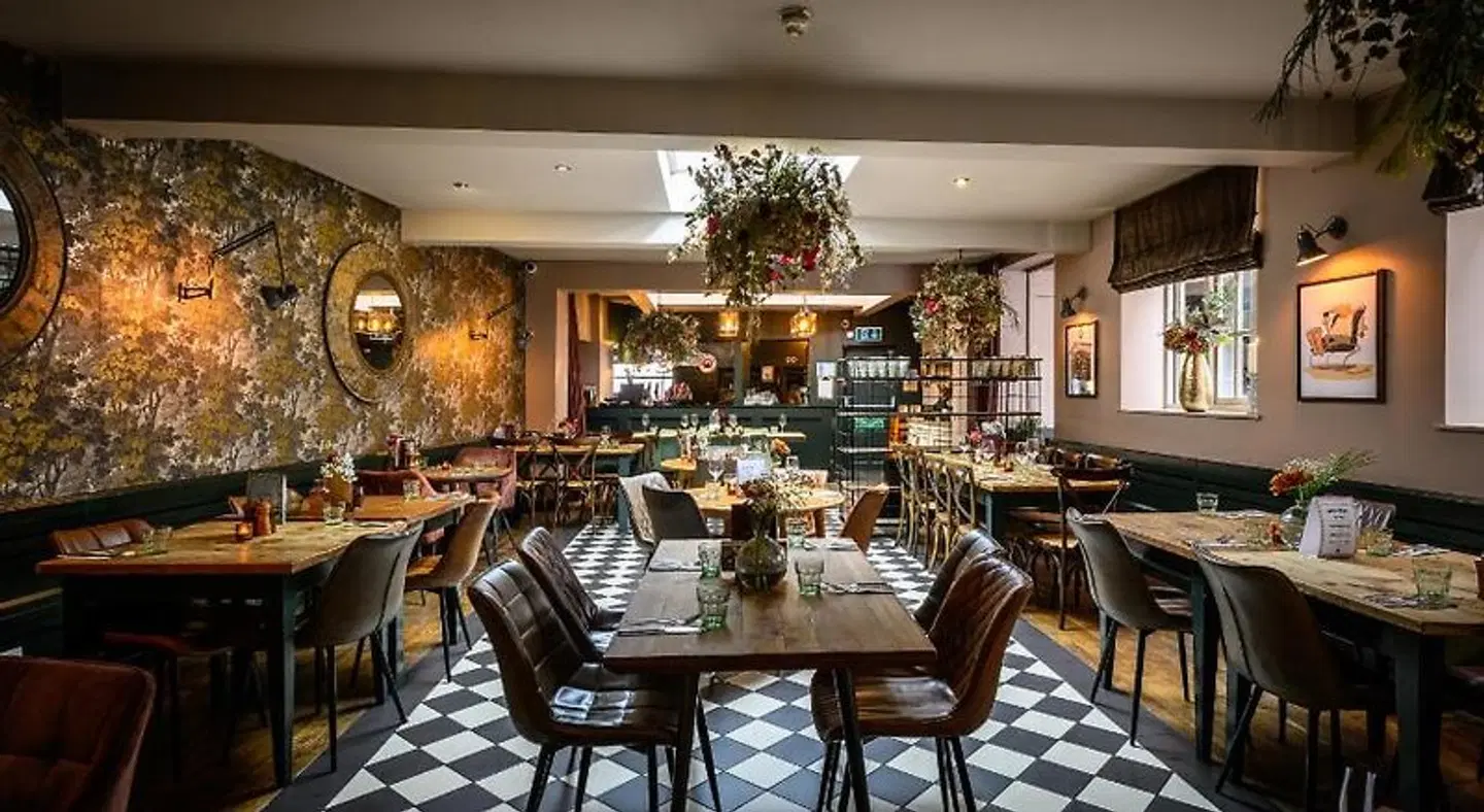 The Loopy Shrew Restaurant
