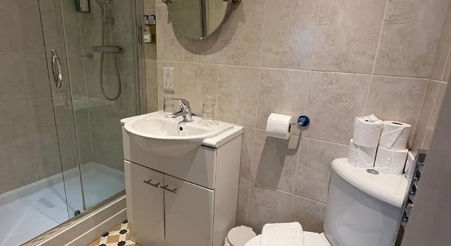 Hedley House Hotel Badezimmer