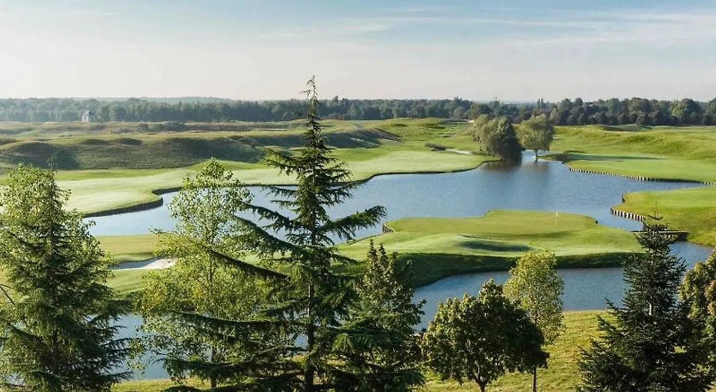 Novotel Saint-Quentin in Yvelines Hotel LANDSCAPE