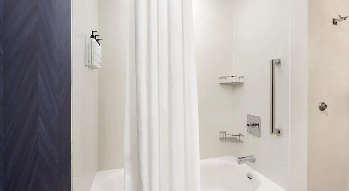 Fairfield by Marriott Inn and Suites Melbourne Badezimmer